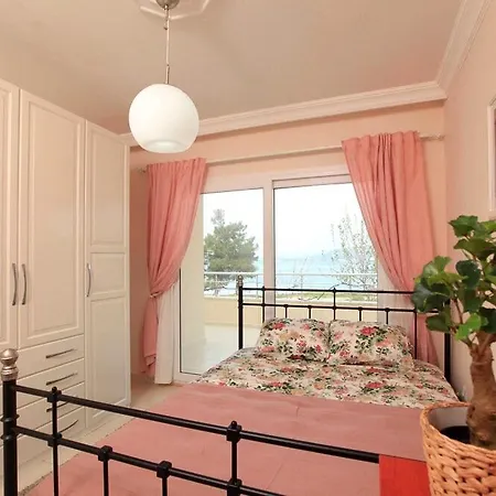 Keskin Holiday Homes 阿库布克
